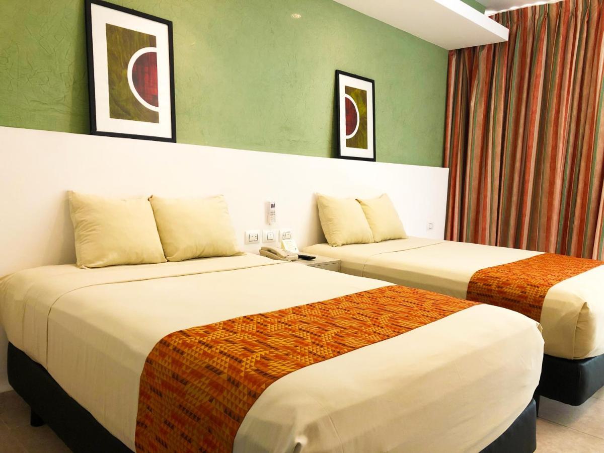 Hotel Los Cocos Chetumal Exterior foto